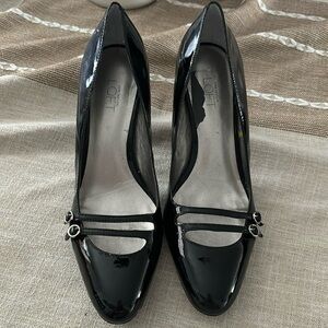 Ann Taylor heels